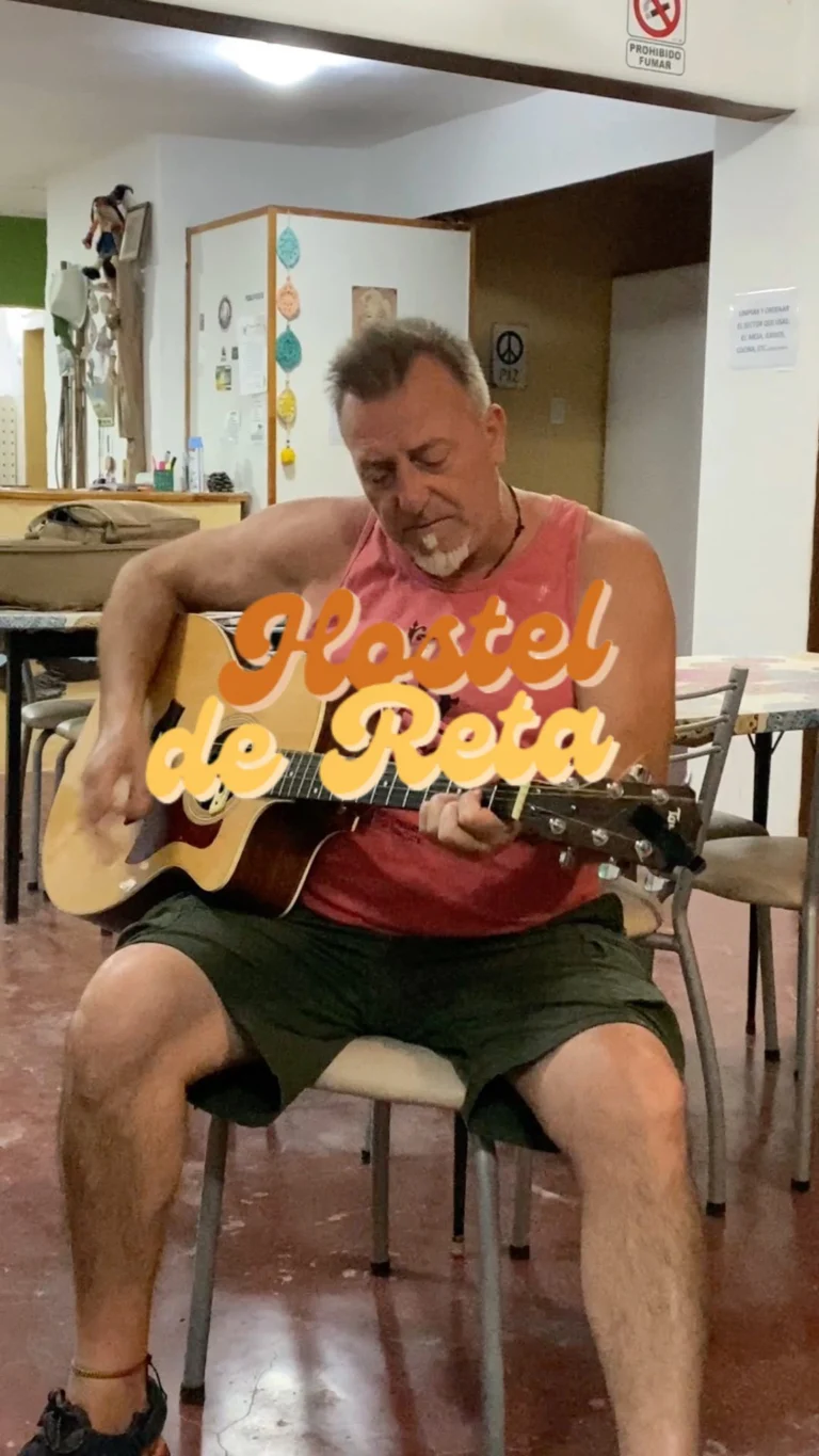 Instagram post from hosteldereta. This post is in position 26.