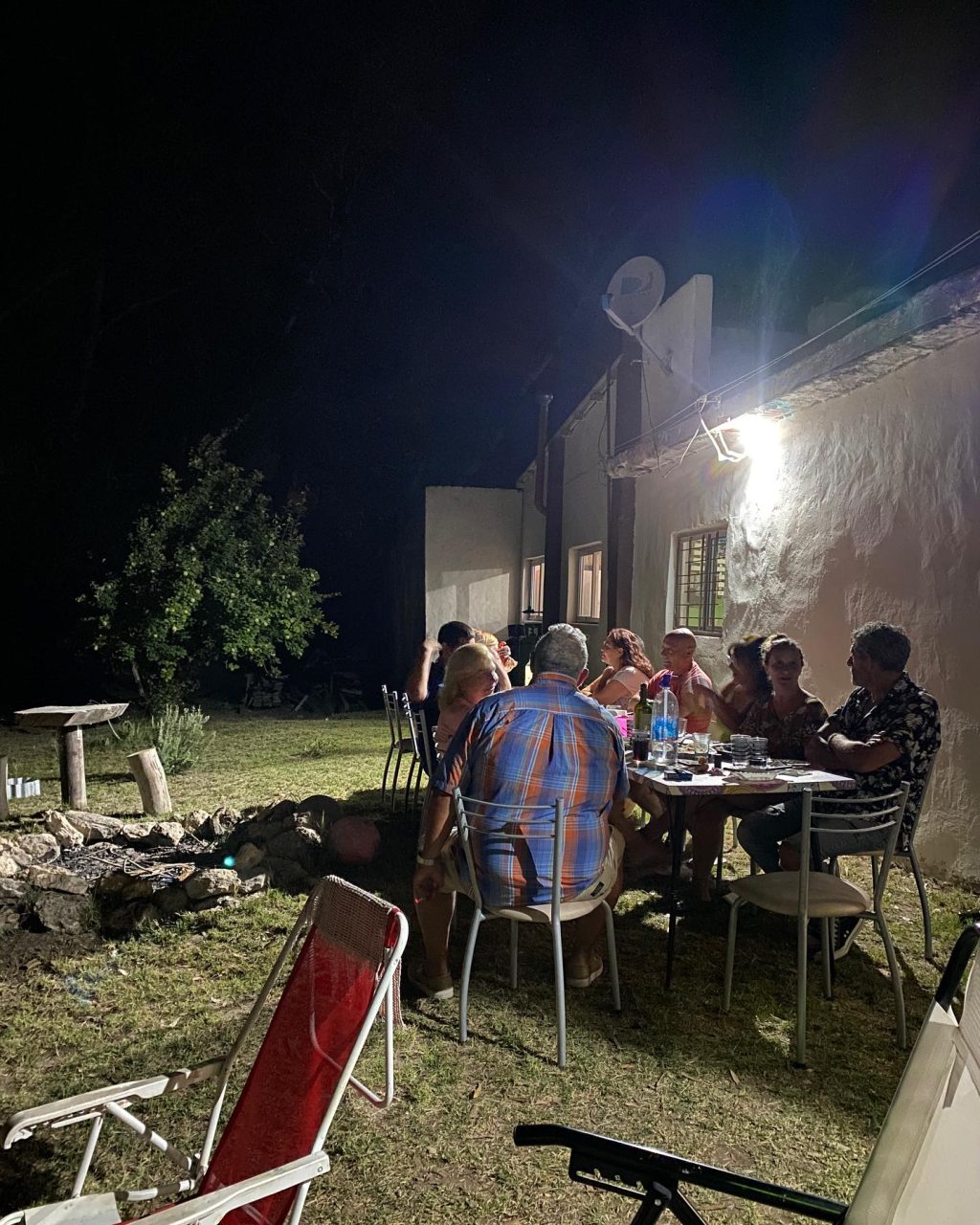 Instagram post from hosteldereta. This post is in position 1.