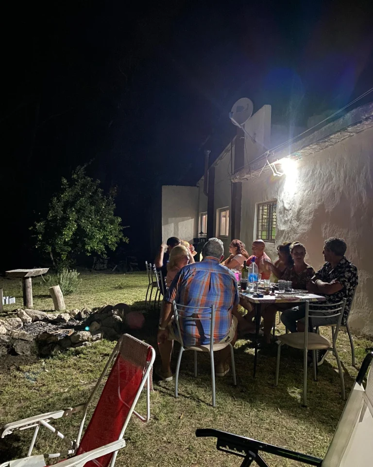 Instagram post from hosteldereta. This post is in position 1.