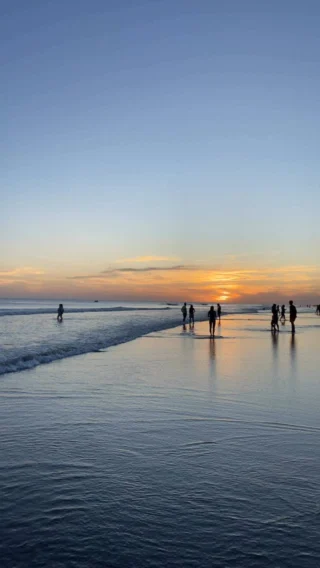 Instagram post from hosteldereta. This post is in position 21.