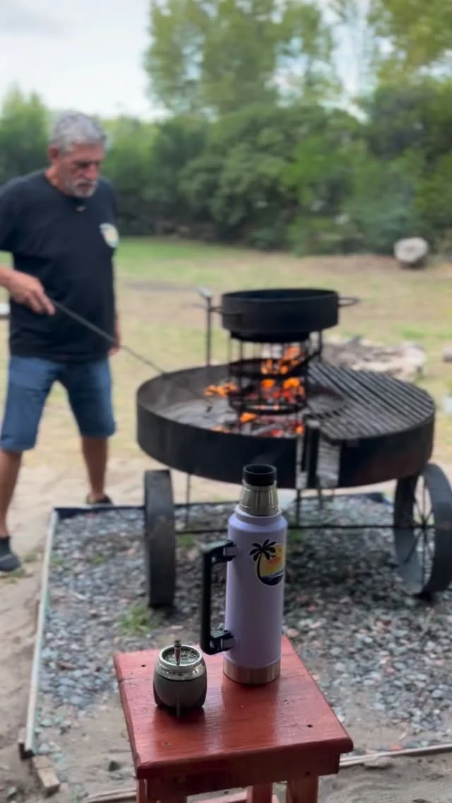 Instagram post from hosteldereta. This post is in position 1.