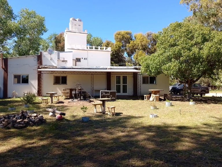 Instagram post from hosteldereta. This post is in position 1.