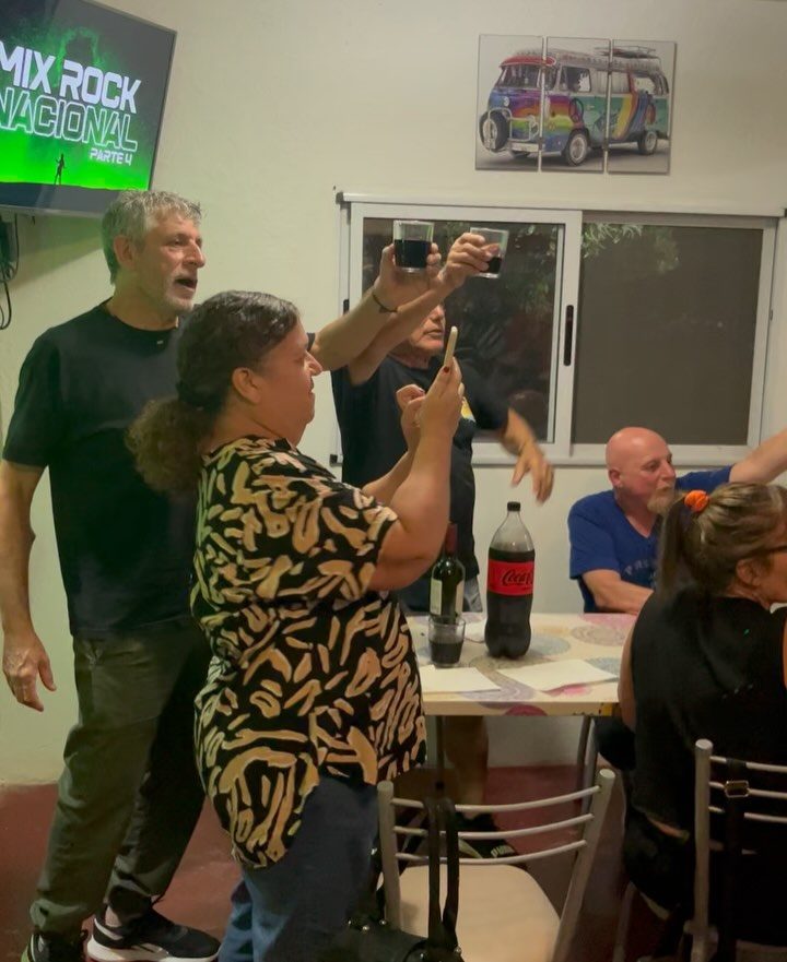 Instagram post from hosteldereta. This post is in position 1.